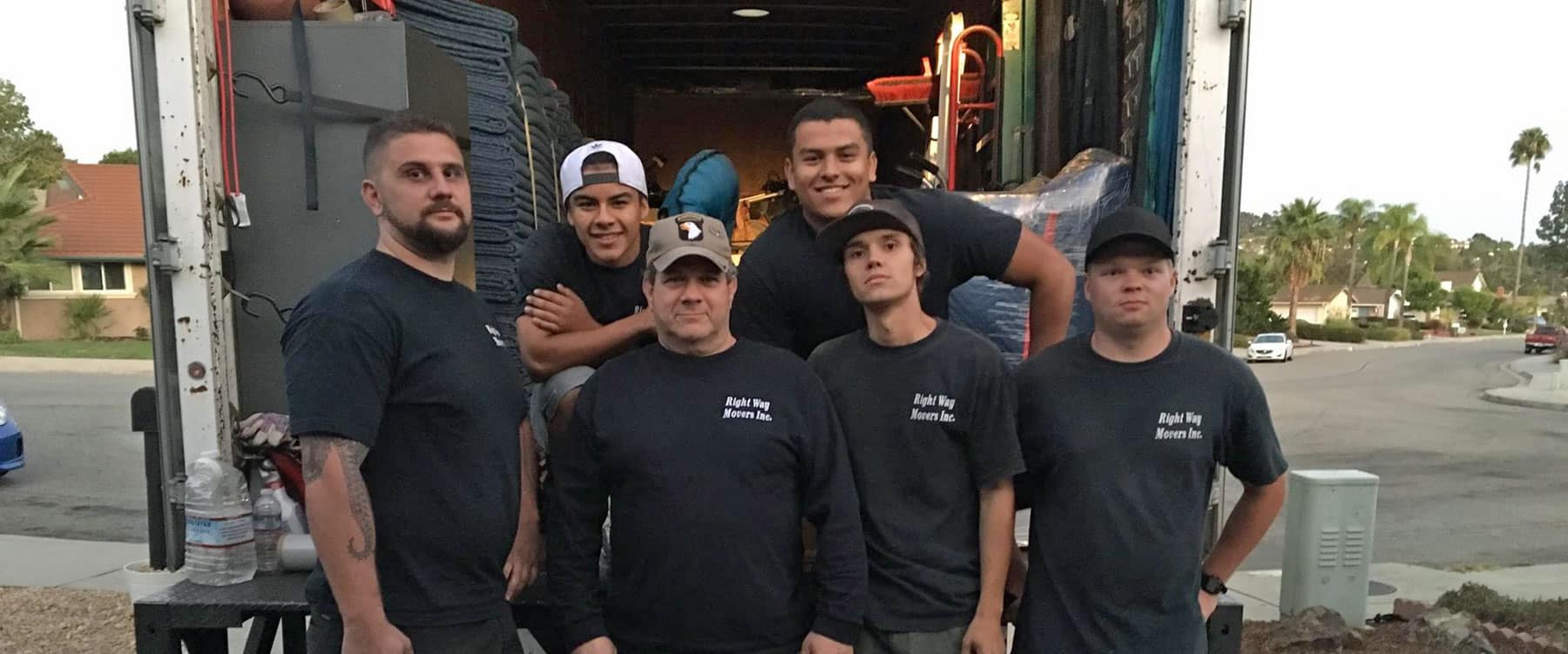 Right Way Movers moving team in Dana Point, CA